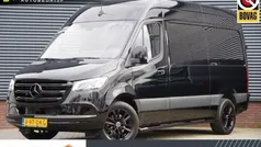 Zwart Gebruikt 2023 Mercedes Sprinter Van | € 51.900 (Eerlijke prijs)