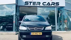 Zwart Gebruikt 2003 Opel Zafira Elegance MPV | € 1.850 (Eerlijke prijs)