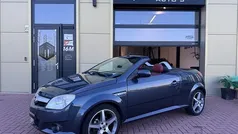 Grijs Gebruikt 2007 Opel Tigra Cabriolet | € 2.195 (Eerlijke prijs)