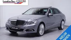 Grijs, metallic lak Gebruikt 2009 Mercedes E350 Avantgarde Sedan | € 12.400