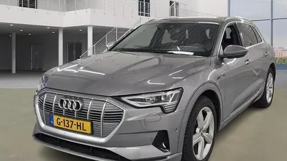 Occasion Audi e-tron Advanced Plus 300 kW (408 PK) 2019 Grijs SUV