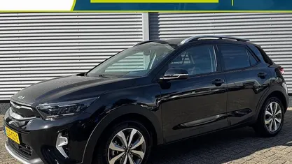 Gebruikt 2024 Kia Stonic SUV | € 24.235 (Eerlijke prijs)