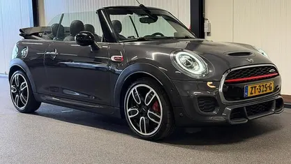 Occasion Mini John Cooper Works Cabriolet Chili 233 PK (171 kW) 2019 Grijs Cabriolet