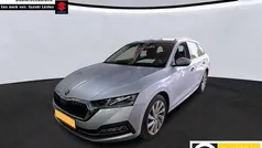 Zilver Gebruikt 2021 Skoda Octavia Business Line Stationwagen | € 24.845 (Eerlijke prijs)