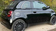 Zwart Gebruikt 2022 Fiat 500e La Prima Cabriolet | € 21.900 (Goede deal)