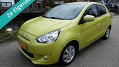 Geel, metallic lak Gebruikt 2015 Mitsubishi Space Star Hatchback | € 3.595 (Eerlijke prijs)
