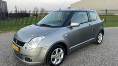 Grijs Gebruikt 2008 Suzuki Swift Exclusive Hatchback | € 3.299 (Eerlijke prijs)