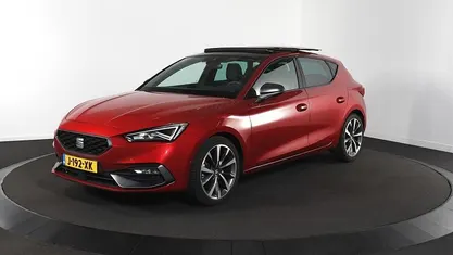 Occasion Seat Leon FR 150 PK (110 kW) 2020 Rood Hatchback