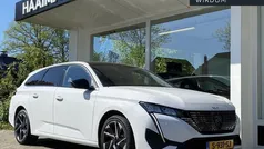 Wit Gebruikt 2023 Peugeot 308 Allure Stationwagen | € 25.950 (Eerlijke prijs)