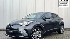Gebruikt 2023 Toyota C-HR Executive SUV | € 25.900 (Eerlijke prijs)