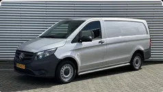 Zilver Gebruikt 2022 Mercedes Vito MPV | € 25.999 (Eerlijke prijs)