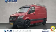Rood Gebruikt 2021 Mercedes Sprinter Van | € 26.950 (Goede deal)