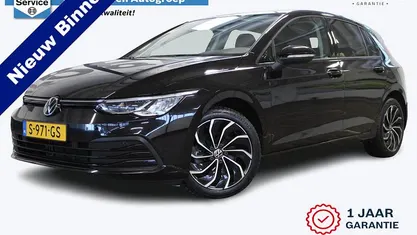 Gebruikt 2023 VW Golf VIII Life Hatchback | € 19.950 (Eerlijke prijs)