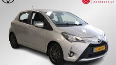 Grijs Gebruikt 2018 Toyota Yaris Active Hatchback | € 15.999 (Eerlijke prijs)