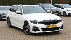 Gebruikt 2021 BMW 330e M Sport Stationwagen | € 35.950 (Eerlijke prijs)