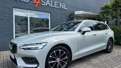 Gebruikt 2021 Volvo V60 Momentum Stationwagen | € 24.350 (Super prijs)