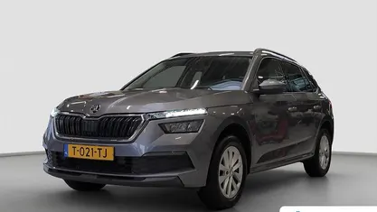 Grijs Gebruikt 2023 Skoda Kamiq Ambition SUV | € 21.695 (Eerlijke prijs)