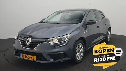 Grijs Occasion 2020 Renault Mégane IV LIMITED Hatchback | € 14.500 (Eerlijke prijs)