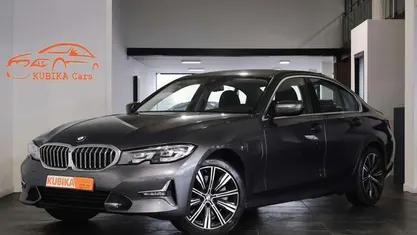 Grijs Gebruikt 2020 BMW 330 Sedan | € 26.699 (Goede deal)