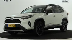 Gebruikt 2023 Toyota RAV4 Hybrid SUV | € 43.900 (Eerlijke prijs)