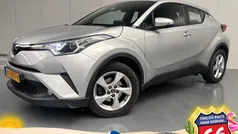 Gebruikt 2016 Toyota C-HR SUV | € 17.900 (Eerlijke prijs)