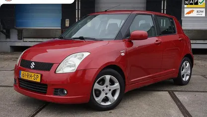 Gebruikt 2005 Suzuki Swift Exclusive Hatchback | € 2.495 (Eerlijke prijs)