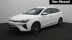 Zwart, metallic lak Nieuw 2025 MG MG5 EV Luxury Stationwagen | € 30.383 (Eerlijke prijs)