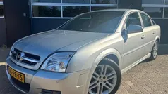 Grijs Gebruikt 2004 Opel Vectra GTS Elegance Hatchback | € 2.899 (Eerlijke prijs)
