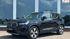 Zwart Gebruikt 2022 Volvo XC40 Inscription SUV | € 31.850 (Super prijs)