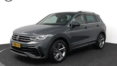Grijs Gebruikt 2022 VW Tiguan Business+ SUV | € 37.635 (Eerlijke prijs)