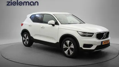 Occasion 2020 Volvo XC40 Momentum SUV | € 19.845 (Super prijs)