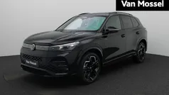 Zwart Gebruikt 2025 VW Tiguan R-line Edition SUV | € 59.900 (Eerlijke prijs)