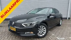 Zwart, metallic lak Gebruikt 2017 VW Passat Comfortline Sedan | € 15.888 (Super prijs)