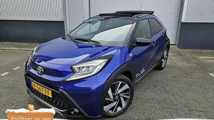 Blauw Occasion 2022 Toyota Aygo X Envy SUV | € 18.250 (Eerlijke prijs)