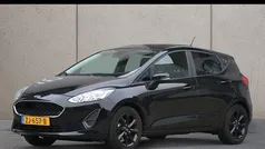 Zwart Gebruikt 2019 Ford Fiesta Trend Hatchback | € 10.445 (Goede deal)