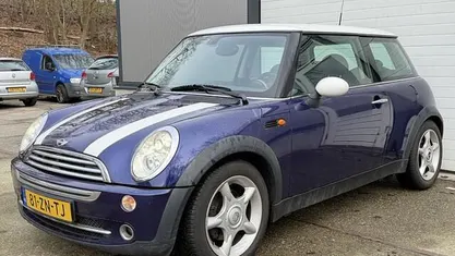 Occasion 2004 Mini Cooper Chili Hatchback | € 2.395 (Super prijs)