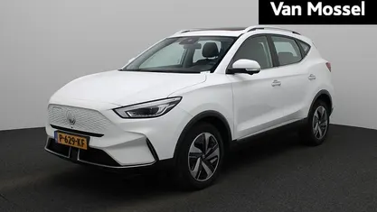 Wit Gebruikt 2022 MG ZS Luxury Sedan | € 19.995 (Eerlijke prijs)