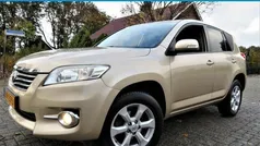 Bruin Gebruikt 2010 Toyota RAV4 SUV | € 7.595 (Eerlijke prijs)