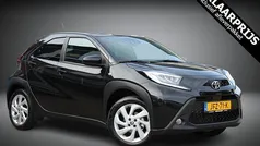 Zwart Gebruikt 2025 Toyota Aygo Hatchback | € 21.450 (Eerlijke prijs)