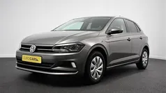 Grijs Gebruikt 2020 VW Polo Comfortline Hatchback | € 16.440 (Goede deal)