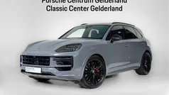 Grijs Gebruikt 2024 Porsche Cayenne Turbo E-Hybrid SUV | € 184.900 (Eerlijke prijs)