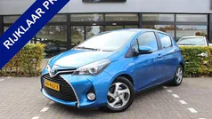 Gebruikt 2015 Toyota Yaris Hybrid Edition Hatchback | € 12.950 (Eerlijke prijs)