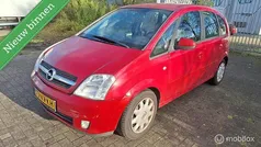 Gebruikt 2004 Opel Meriva Essentia MPV | € 450 (Super prijs)