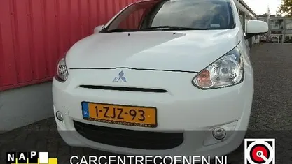 Gebruikt 2015 Mitsubishi Space Star Hatchback | € 3.950 (Eerlijke prijs)