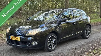 Zwart Gebruikt 2013 Renault Mégane III Bose Edition Hatchback | € 4.499 (Goede deal)