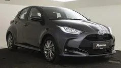 Grijs Gebruikt 2024 Toyota Yaris Hatchback | € 23.499 (Eerlijke prijs)