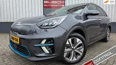 Grijs Gebruikt 2020 Kia e-Niro SUV | € 23.995 (Eerlijke prijs)