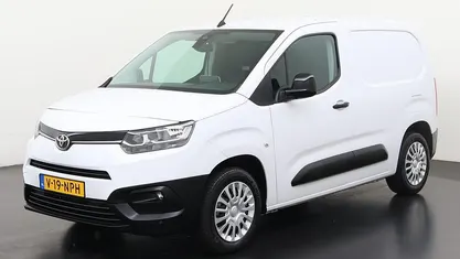 Occasion 2024 Toyota Proace City City MPV | € 18.352 (Eerlijke prijs)