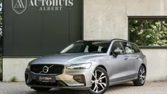 Grijs Gebruikt 2021 Volvo V60 R-Design Stationwagen | € 37.450 (Eerlijke prijs)