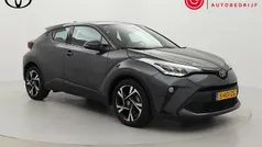 Grijs Gebruikt 2023 Toyota C-HR SUV | € 27.499 (Eerlijke prijs)